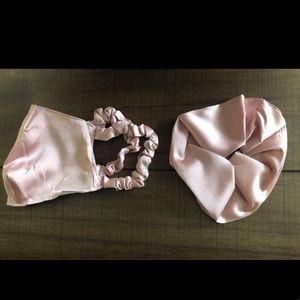 25 Count New Satin Champagne Pink Face Masks and Scrunchies Set for Bridal Party